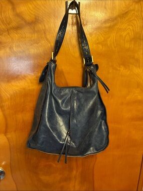 HOBO. Classic Navy Leather Hobo Bag-Women's Shoulder Purse. Floral Interior-GUC